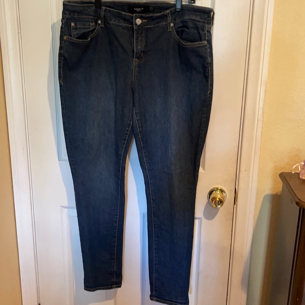 Torrid denim, button top did break off